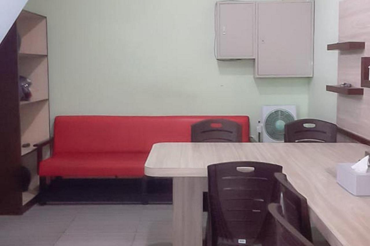 Guest House Anak Raja Pangkalan Bun Syariah Mitra Reddoorz Εξωτερικό φωτογραφία