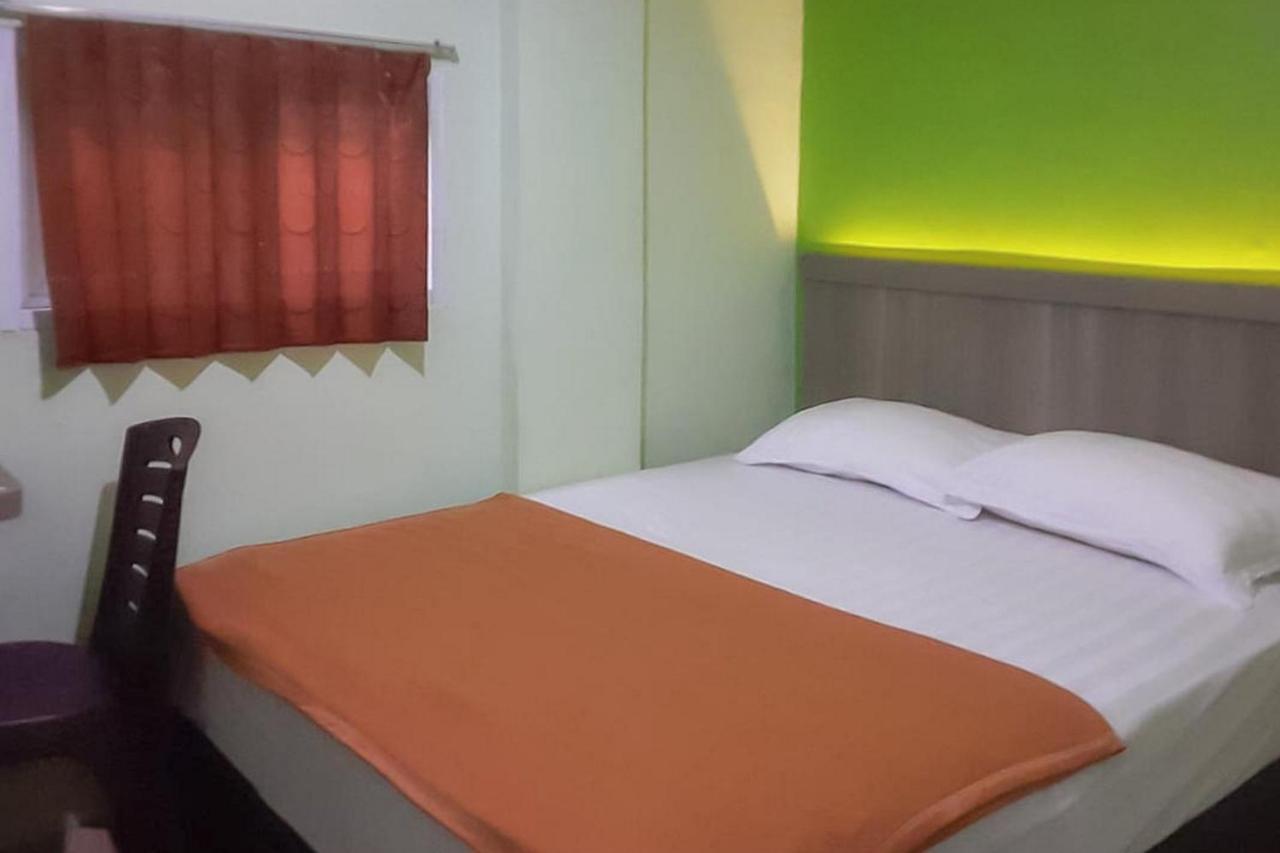 Guest House Anak Raja Pangkalan Bun Syariah Mitra Reddoorz Εξωτερικό φωτογραφία