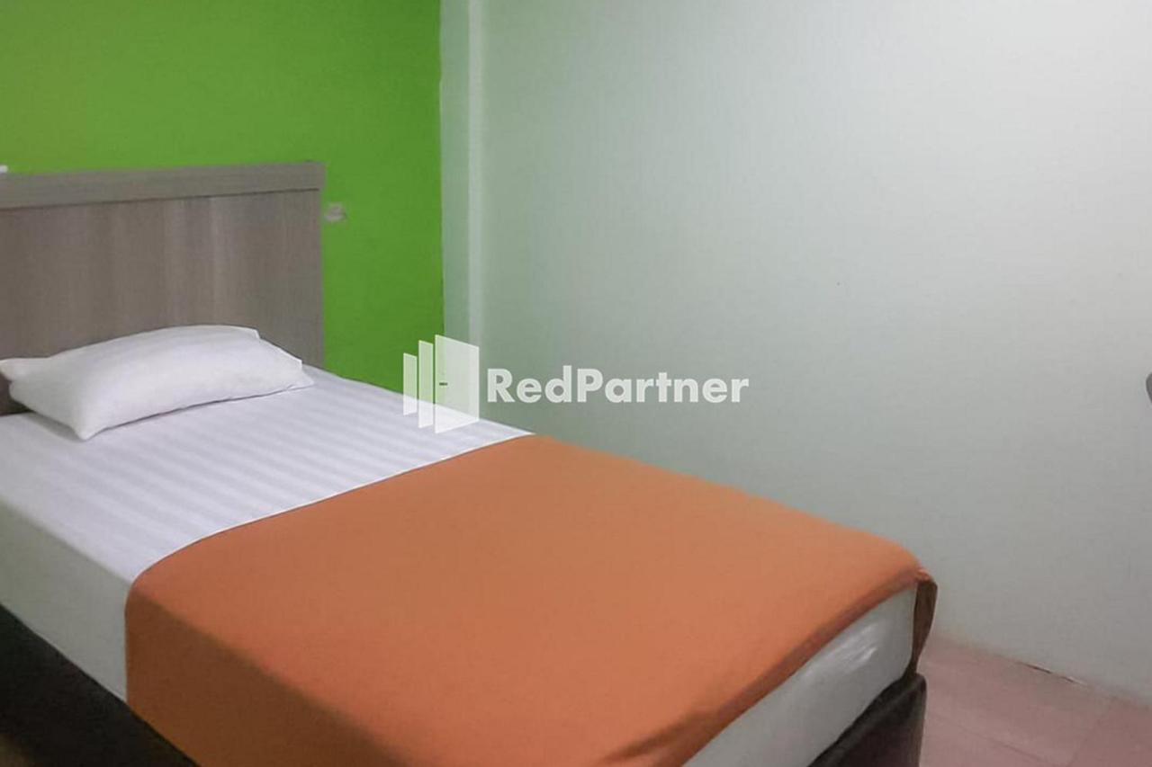 Guest House Anak Raja Pangkalan Bun Syariah Mitra Reddoorz Εξωτερικό φωτογραφία